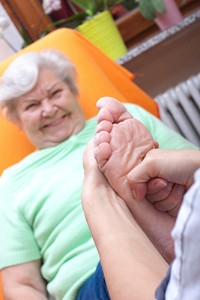 Why Older Adults Need to Take Care Of Their Feet