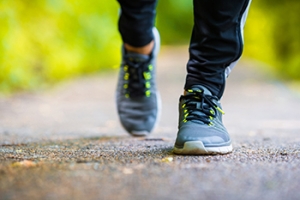 Causes of Sudden Foot Pain While Walking